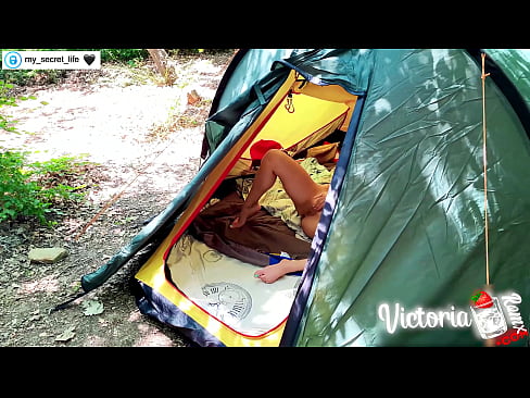 ❤️ Nakuha sa camera Madamdaming haltak off Stranger in a tent ❌ Porno sa porn tl.zoomporno.ru ️❤