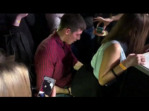 ❤️ Tunay na sex sa isang Russian nightclub. Ang 18-taong-gulang na batang babae na Ruso sa anus at puki ay nakipagkamay sa isang nightclub ❌ Porno sa porn tl.zoomporno.ru ️❤
